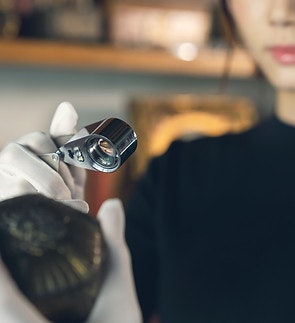 切手を高く買い取ってほしいなら切手買取専門店がおすすめ