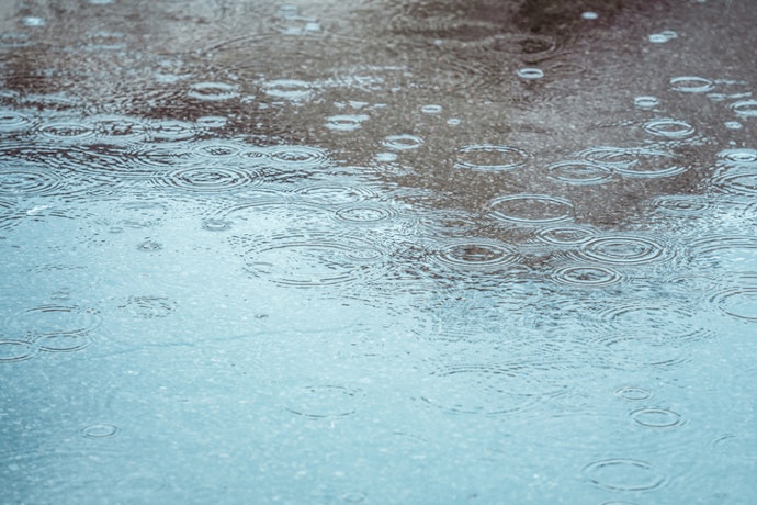 防水性能はIPX2と低い。屋外で使う場合は雨がかからないよう注意