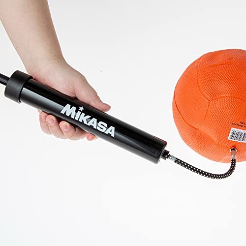 ボールの空気入れに使うなら専用アタッチメントが付属したものを選択