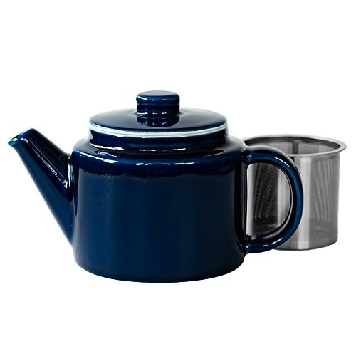 幅広いお茶を楽しむなら、磁器製を候補に入れよう
