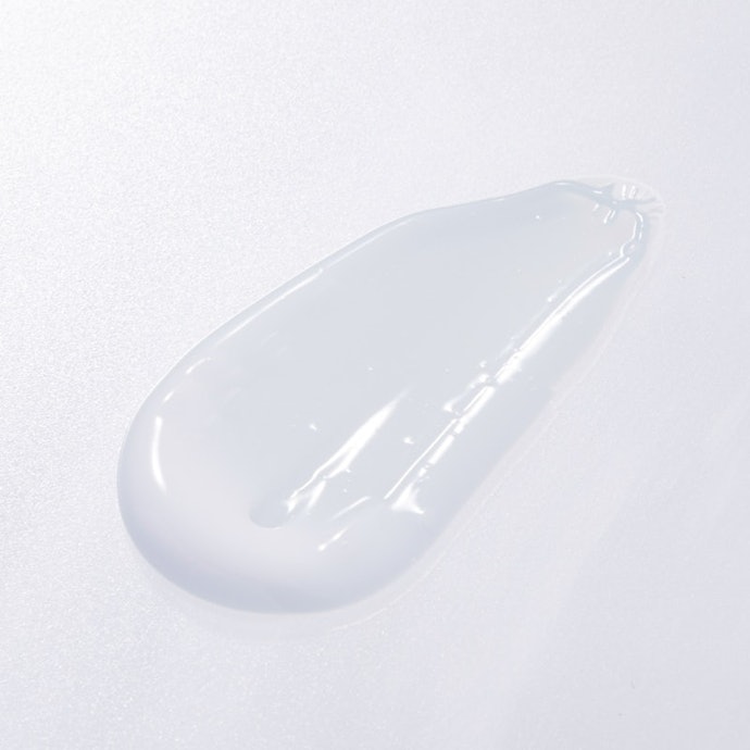 塗布後のベタつきも若干気になった。すぐ服を着たい人には向かない