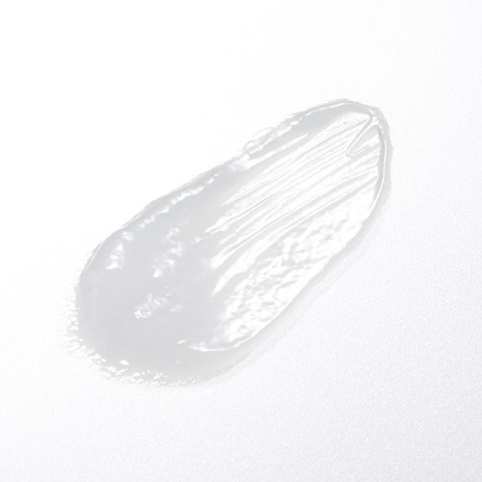 補修成分や毛髪保湿成分が充実。髪の指通りのよさは期待薄
