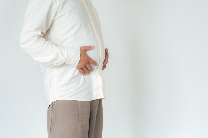 食べすぎには、消化酵素や健胃生薬が配合された胃腸薬がおすすめ