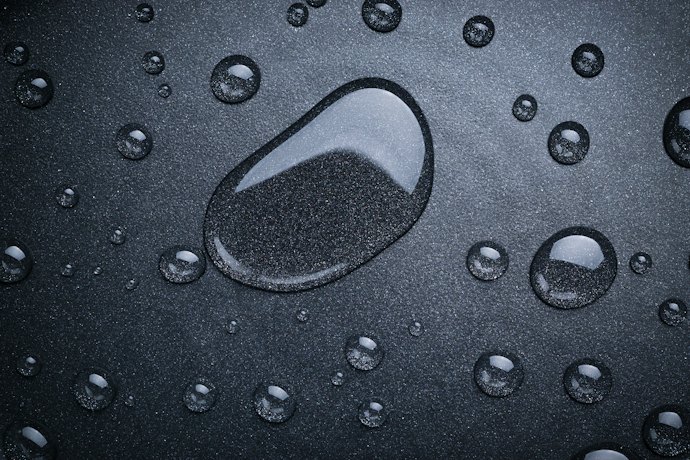 雨にも強い防水性能: リュックの中に教科書などを入れる場合は要チェック
