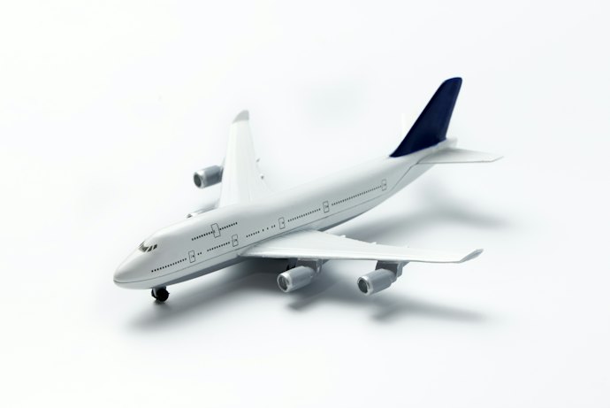 観察好きな子なら、本物の飛行機をモデルにした「模型タイプ」がぴったり