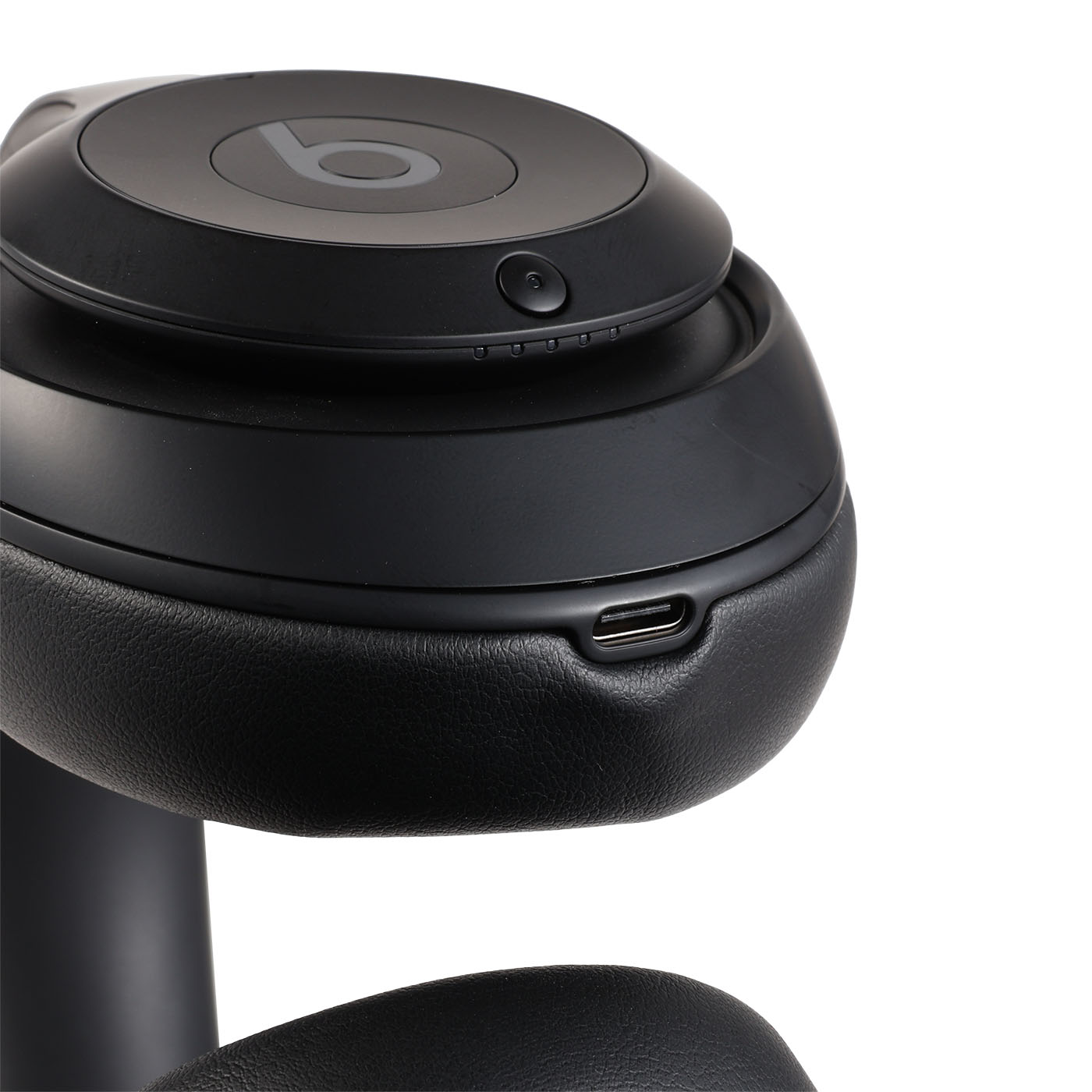 Beats Studio Proを徹底レビュー！実際に使ってわかったメリット