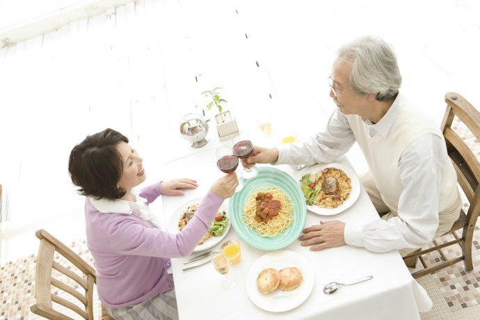 出会いを求めるなら婚活・恋活目的の人が集まるところを