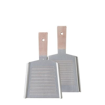 銅製:切れ味がよく、水気が出にくい。修理して長く愛用できる