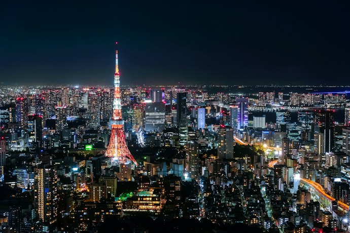 単焦点:画質を重視したい人向け。焦点距離が長いほど高価に