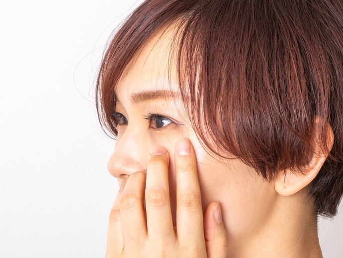 【トラブルに関する口コミ】肌にデキモノができた。ヒリヒリ感も気になる