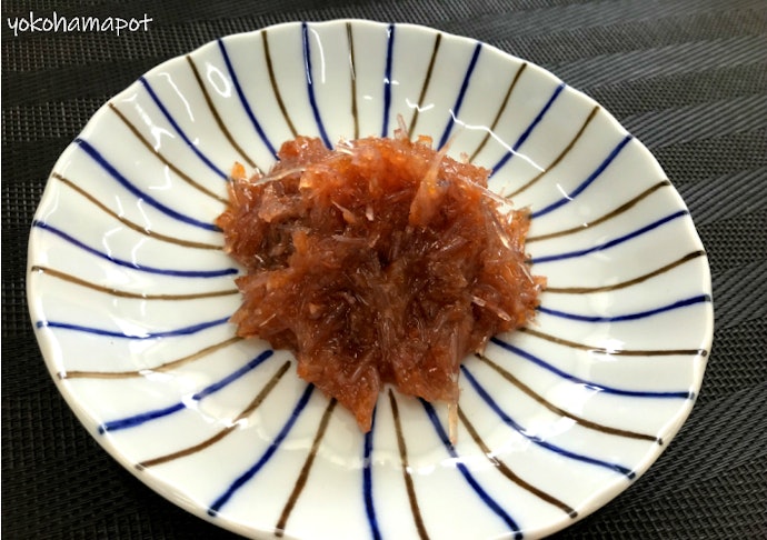 まずは王道のサメ軟骨を味わおう