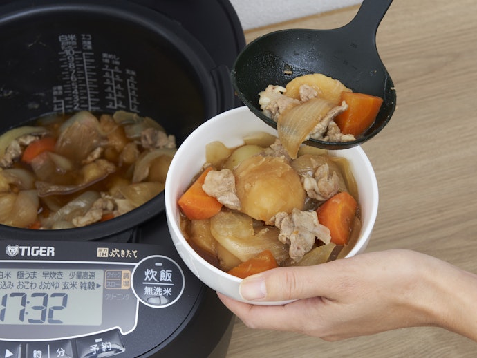 調理機能つきの3合炊きなら、ケーキ作りや低温調理にも活用できる