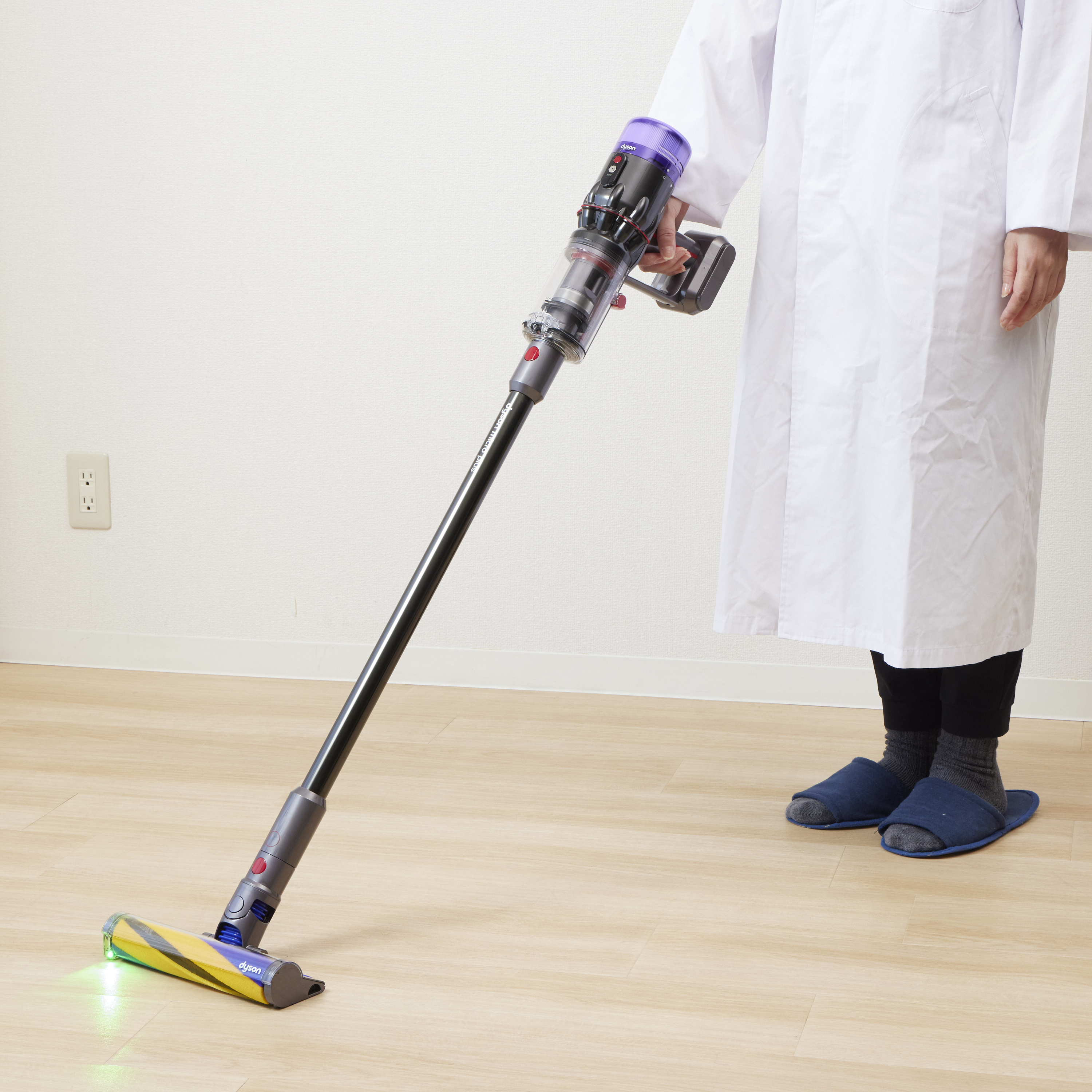 掃除機・クリーナー Dyson Micro-Plus (SV33FFPL) Dyson Micro Plus (SV33 FF PL) | 掃除機 | ダイソン公式