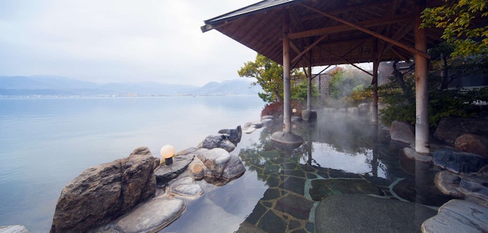 贅沢な気分を味わいたい人は見晴らしのいい温泉つき旅館をチョイス