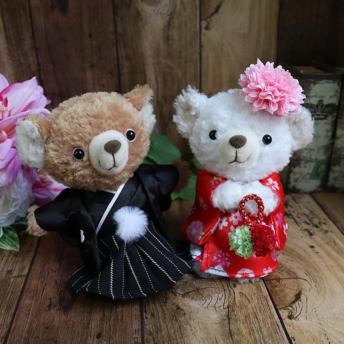 迷ったら結婚祝いにぴったりの意味を持つ、クマのぬいぐるみをチョイス