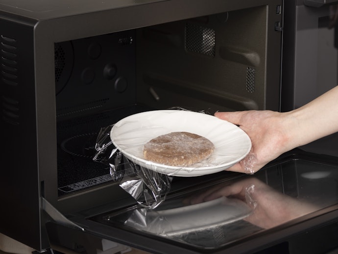 解凍ムラが少なく、食材の中心までしっかり解凍できる