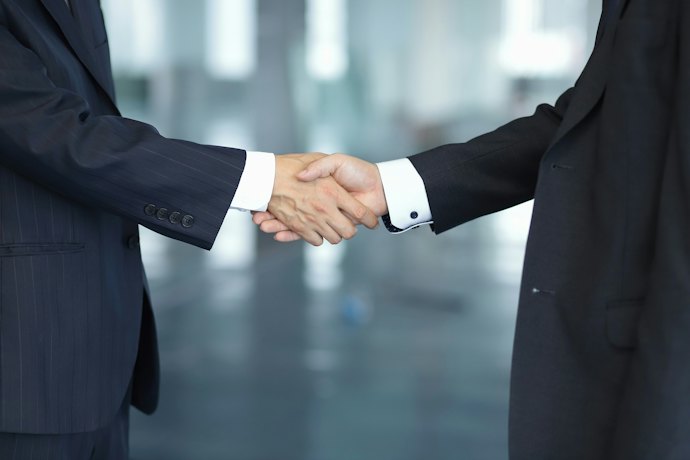 お客様との良好な関係構築を目指す会社は顧客サポート機能に注目