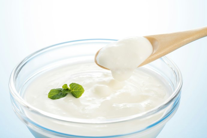 食事が偏りがちなら、悪玉菌を抑える乳酸菌・善玉菌を増やす食物繊維をチョイス