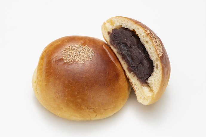 ふんわり+クリーミーな2種の食感を楽しむなら、定番のコッペパン系