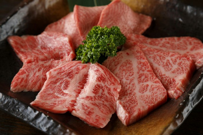 牛肉・豚肉:グルメを楽しみたい人はぜひ。定期便で1年中楽しめるものも