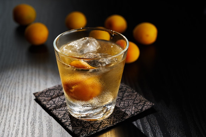 日本酒が苦手な人には、「〆張鶴の梅酒」もおすすめ