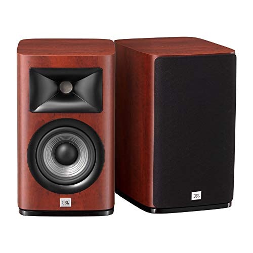 目の前で演奏しているような臨場感や明るい音を求める人はJBL