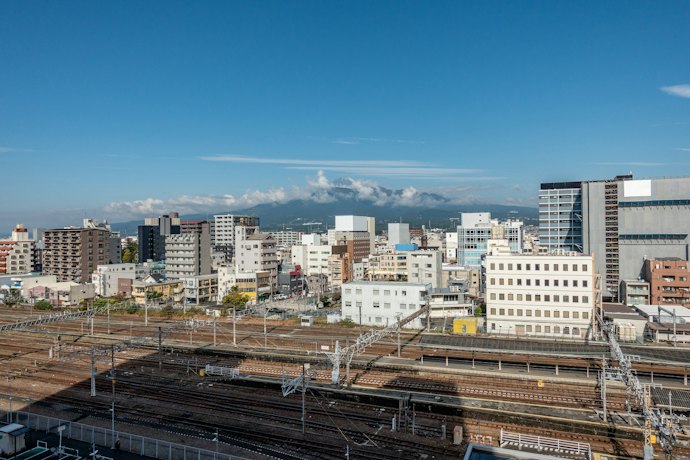 落ち着いて過ごしたいなら南口側で探そう