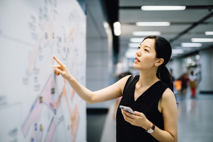 仕事帰りに通う人は駅チカ・徒歩5分のエリアで探そう