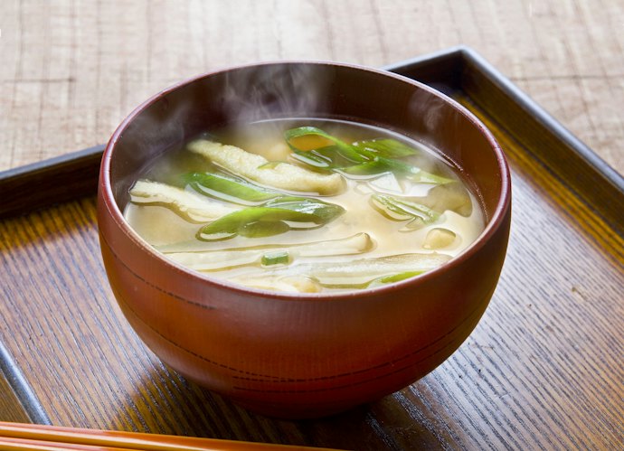和食にあわせるなら味噌汁などの和風スープをセレクトしよう