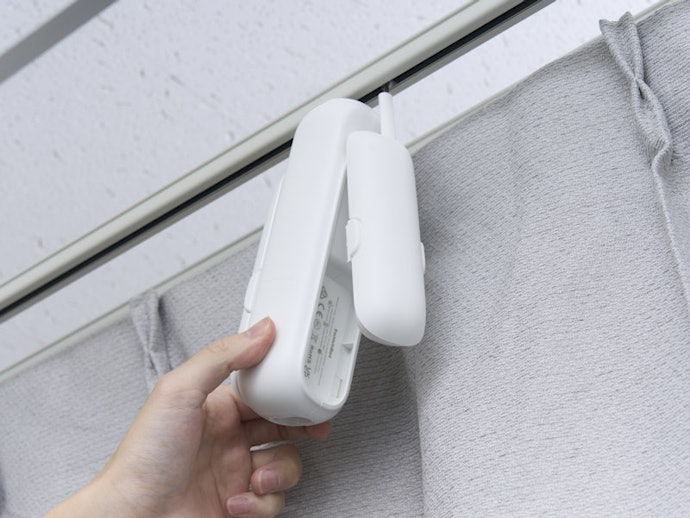 ライフスタイルに合わせて簡単に設定可能。開閉のズレもなし
