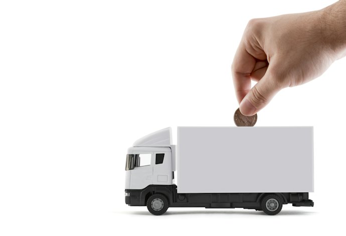 はじめのうちは交換回数は少なめがおすすめ。返送料も要確認
