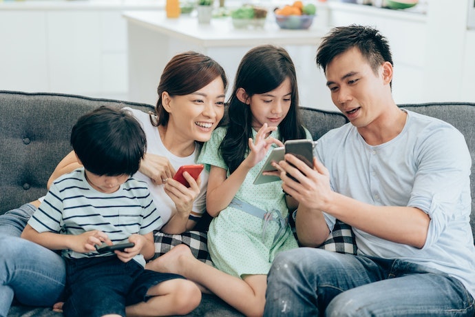 初心者には簡単にプレイできるパズル系がおすすめ!SNSとの連携も