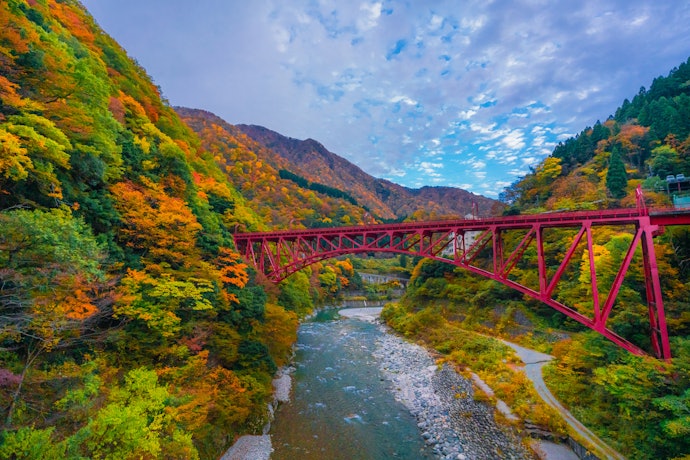 雄大な山岳風景と温泉を楽しみたいなら、立山・黒部を訪れよう