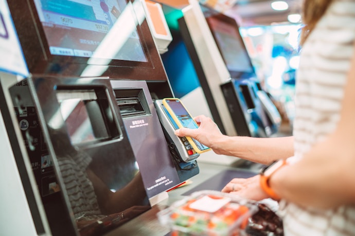 流通系:毎日の買い物をお得にしたい人にうってつけ