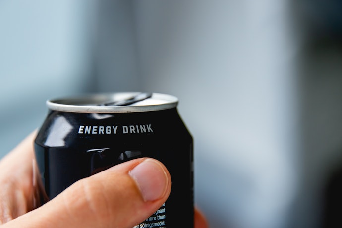 炭酸の爽快感を得たい人は、エナジードリンク系がぴったり