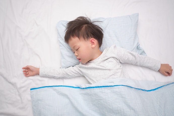 1歳以上なら、高さ4~5cm・直径35~45cm程度の枕がぴったり