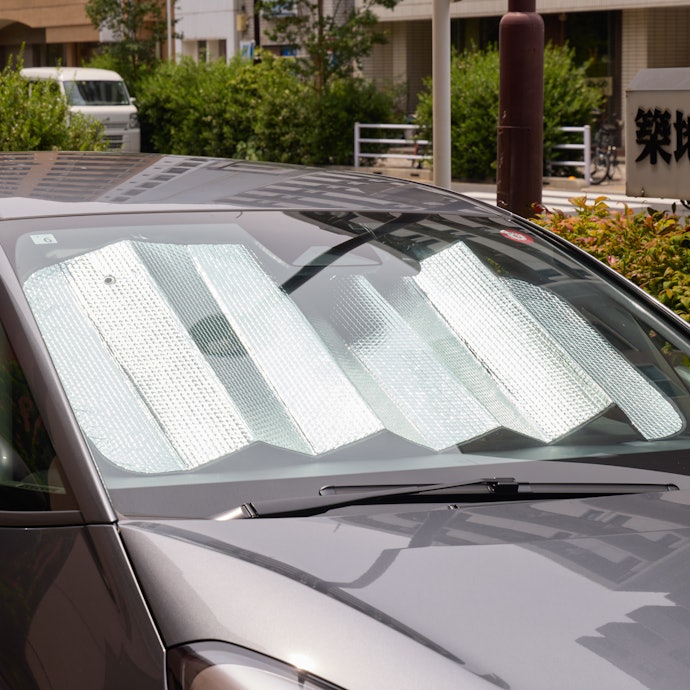 蛇腹式で取りつけは開くだけと簡単。片づけ作業もスムーズ