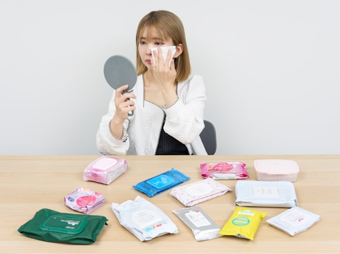 シートの肌あたりは柔らか。しっかりした素材で肌への摩擦感には注意が必要