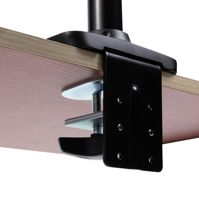 Amazonベーシック デスクマウント シングル モニターアームをレビュー Amazonベーシック デスクマウント シングル モニターアームをレビュー