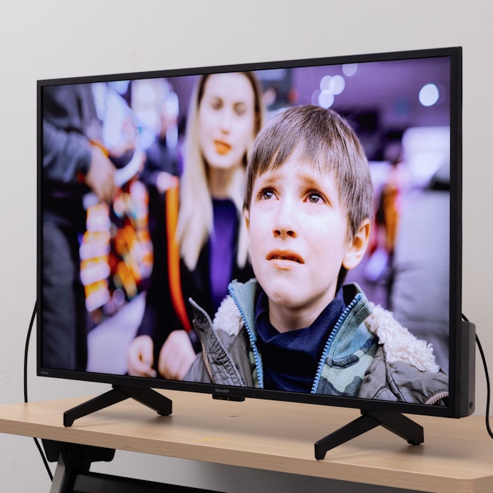 テレビの正面以外からだと映像が見にくい