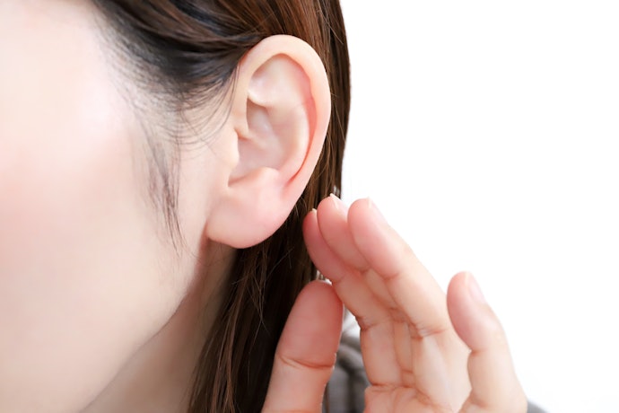 相手の声の聞き取りやすさにこだわるなら、スピーカー性能も確認しよう
