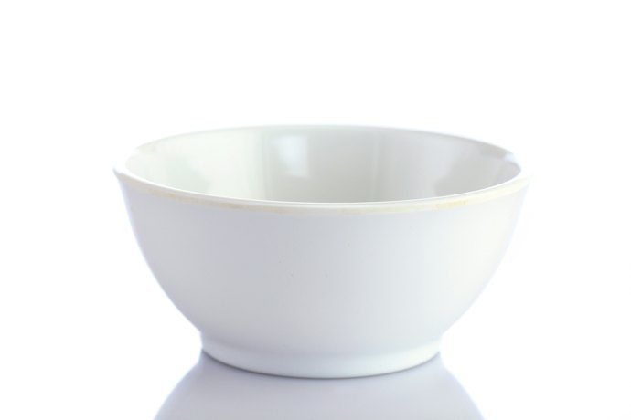 重くて安定感がある陶器製はひっくり返しの予防にぴったり