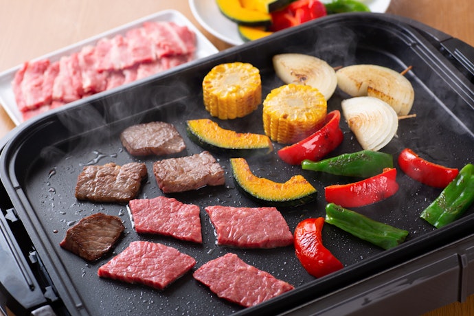 焼肉:バラやロースのセットが定番!家族や友人と食べるならセット商品を