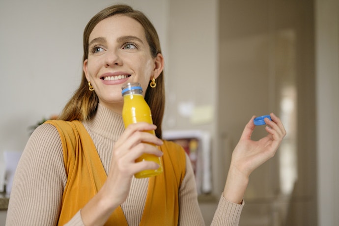 ペットボトル:持ち運びに便利。オフィスで楽しんでもらいたい相手に