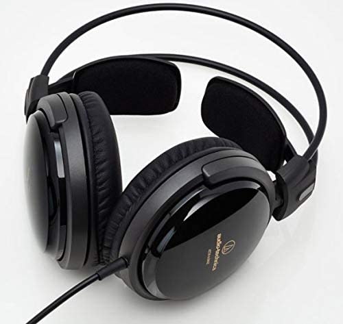 音漏れを防いで音楽に没入したい人は、外側が塞がれた密閉型に着目