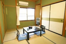 気軽な一人旅や、ほかに予算をかけたいならお手頃宿もおすすめ