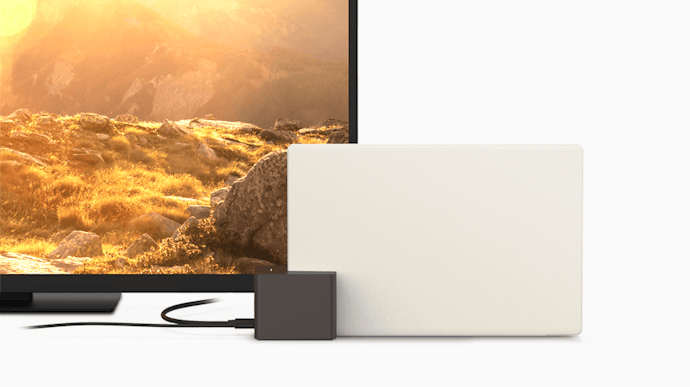 モニターに出力して使うならTHシリーズが便利。充電スタンドも使用可能