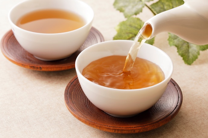 多角的に健康をサポートしたいならブレンド杜仲茶もアリ。飲みやすさもアップ