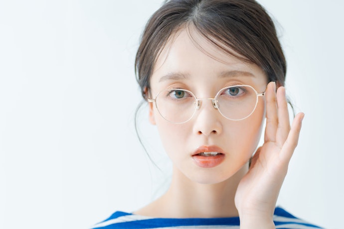 縦は眉からあごの長さの3分の1、横は顔幅と同じくらいの長さがおすすめ