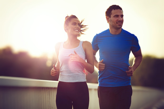 男性は身長+ウエスト、女性は身長+ヒップサイズを目安に